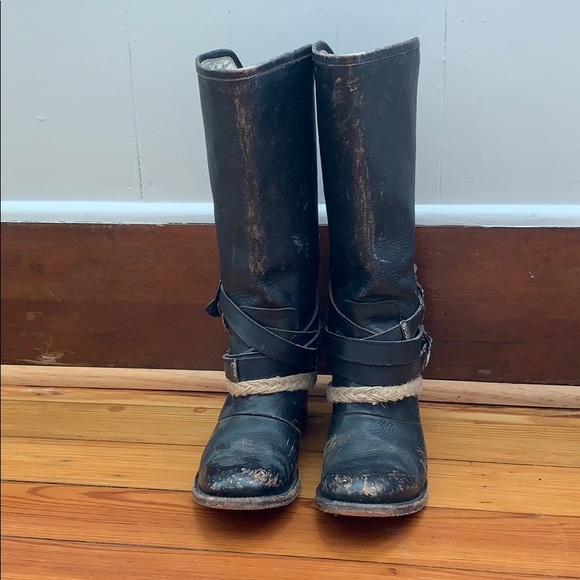 ❌SOLD❌ Freebird Drove boot in black MAKE AN OFFER! - Picture 3 of 8